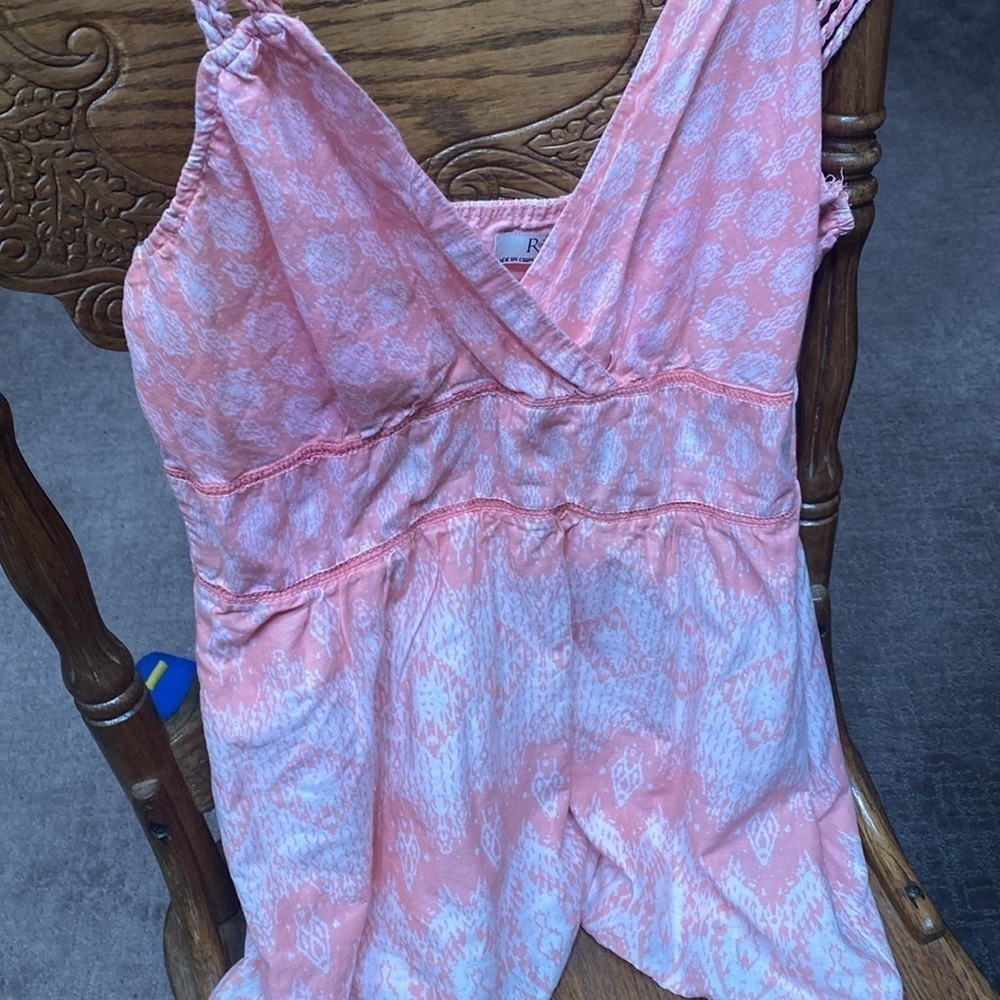 2/$20 Romy Sleeveless Strappy V-Neck Top Medium Summer Feminine Coquette